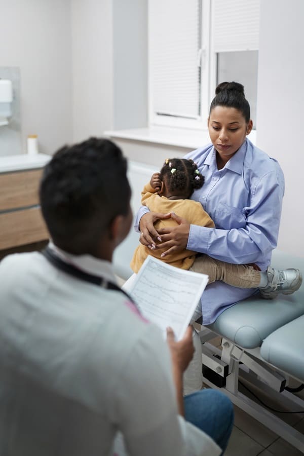 Doctor de urología pediátrica en Bogotá