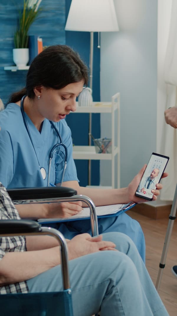 Teléfono para programar terapia de cáncer de testículo en Bogotá